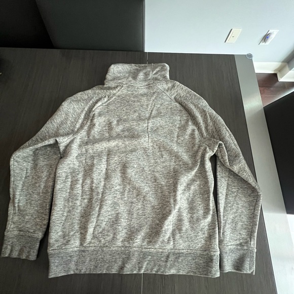 H&M Men’s Mock Neck Sweatshirt - Size Large - Picture 2 of 6